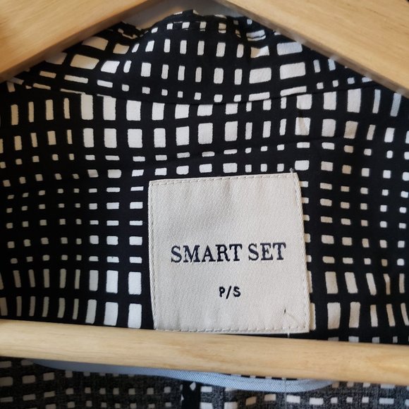 Smart Set black and white blazer - Picture 3 of 5